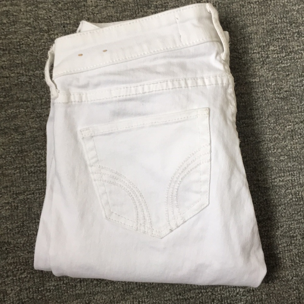 Hollister normal rise white jeans